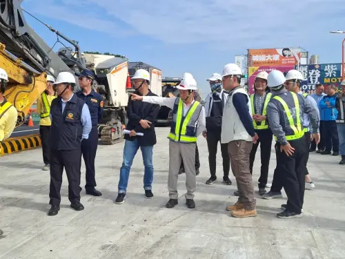 歷經3年半改建高雄前鎮媽祖港橋　明天中午全線開放通車
