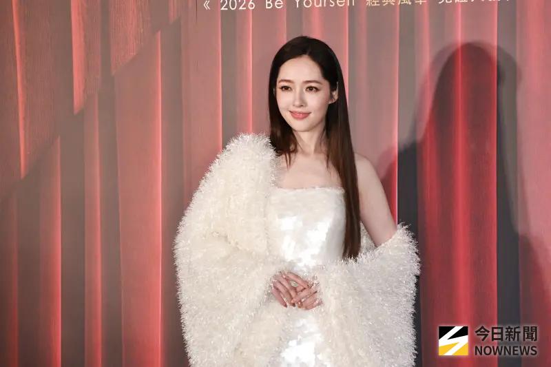 ▲有傳聞郭碧婷（如圖）堅持不用向家的錢，父親醫藥費和孩子教育費都自己出，她今現身回應，婆婆向太很疼孩子，有給錢錢。（圖／記者吳翊緁攝）