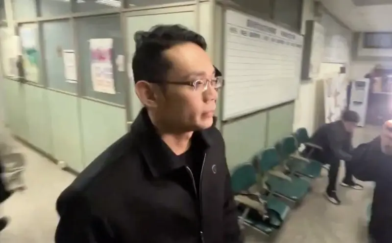 ▲新北刑大鄭姓代理副隊長，經檢方複訊後聲押獲准。（圖／翻攝畫面）