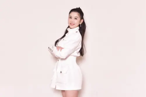 ▲艾軒透露，這些年投入在自己外型上的費用超過500萬元。（圖／女神愛啪啪提供）