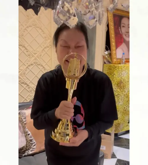 ▲S媽（圖／翻攝自小S IG）