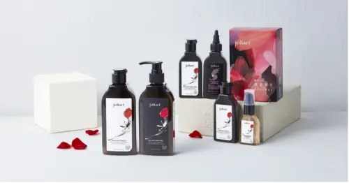 ▲juliArt 覺亞推出「洸影玫瑰」四款公益組合，凡購買任一款，即捐贈最高 200 元予介惠基金會。（圖／業者提供）