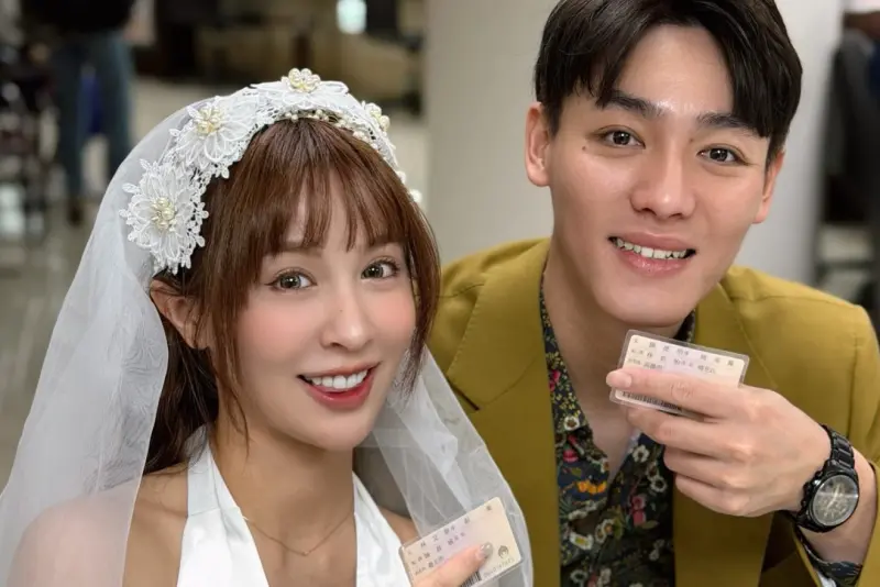 ▲今日娛樂新聞搶先看包含啾啾（左）閃嫁陳晨威（右）首發聲、謝京穎經紀人否認她有孕、黃明志3度被延保。（圖／陳晨威、Julia提供）