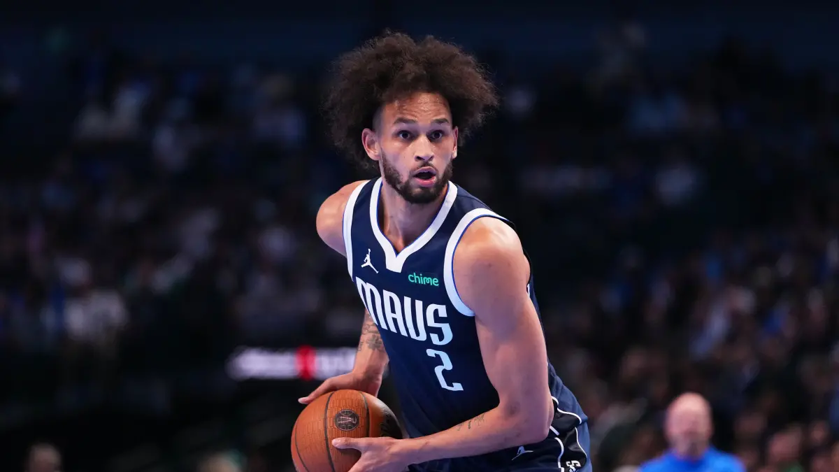 ▲達拉斯獨行俠年輕中鋒萊夫利二世（Dereck Lively II）因右腳傷勢復發，確定將接受手術並缺席本季剩餘所有賽事，讓球隊禁區戰力拉起紅色警報。（圖／美聯社／達志影像）