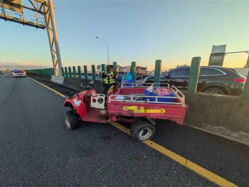 超狂！宜蘭87歲翁農用機車逆向上國5　竟辯：「我有戴安全帽」
