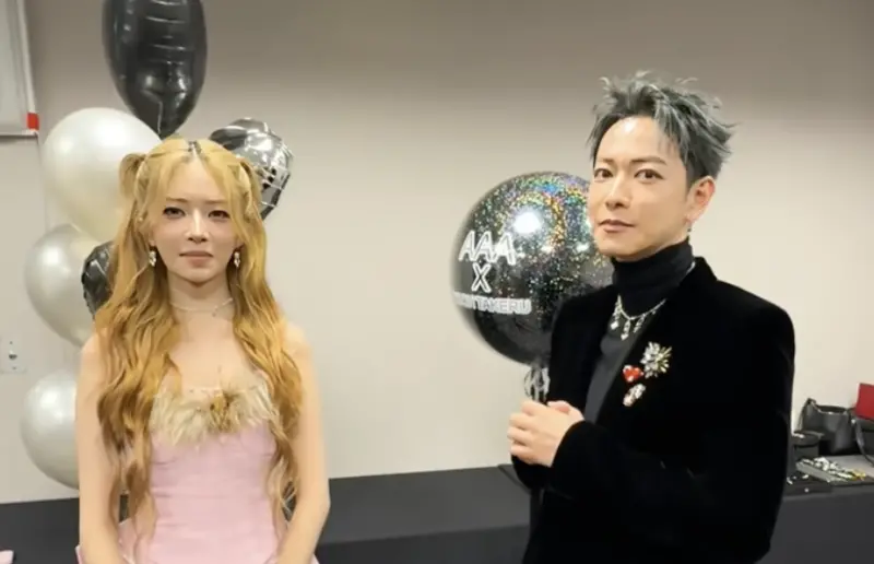 ▲佐藤健（右）上傳來台參加AAA的花絮，他和IVE成員Rei（左）練習暴走天竺鼠舞的畫面也曝光，他頻喊「牙敗！牙敗！（日文：完蛋）」，對自己相當沒自信。（圖／佐藤健TikTok）