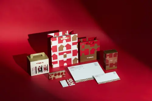 ▲新北市設計中心攜手大象設計，打造淡水古蹟博物館全新品牌視覺。（圖／新北文化局提供）