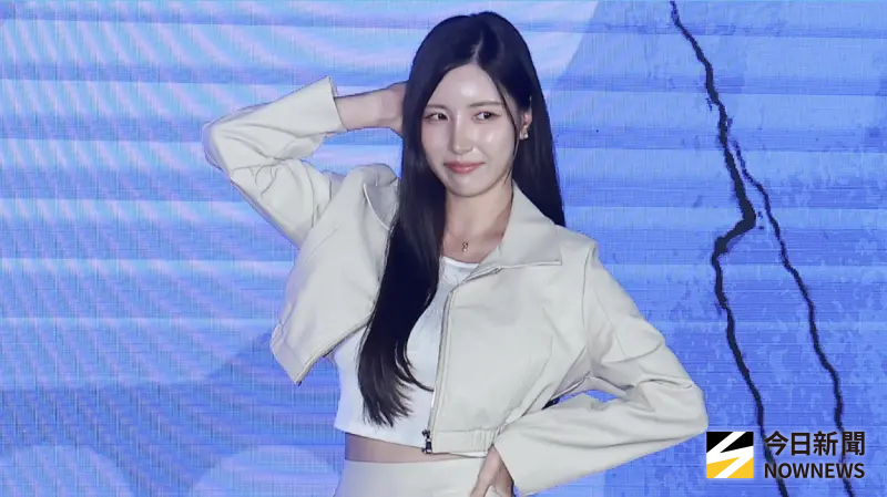 ▲富邦悍將韓籍啦啦隊女神南珉貞（如圖）今（11）日出席公視台語台《菜鳥仔 NICE PLAY》開播記者會，被問及新球季到來，是否續約東家？她霸氣回：「富邦就是我的家！」（圖／記者葉政勳攝影）