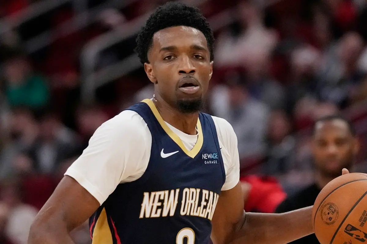 NBA／湖人鎖定鵜鶘「大鎖」瓊斯！被馬刺打爆急補強 卻有一難題