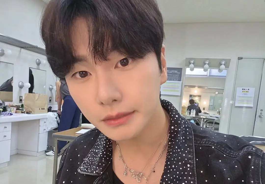 李伊庚露骨私訊再被爆！與小10歲德國妹對話全曝光：沒見過E罩杯