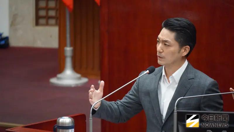 ▲台北市長蔣萬安前往市議會市政總質詢。（圖／記者呂炯昌攝）