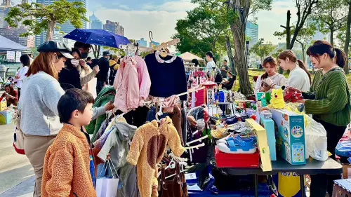 ▲小樹市集是許多家長挖寶的好所在。（圖／高市府觀光局提供）