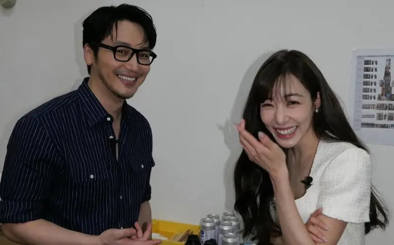 今日娛樂看點/少女時代Tiffany手寫信認愛卞耀漢:結婚前提交往