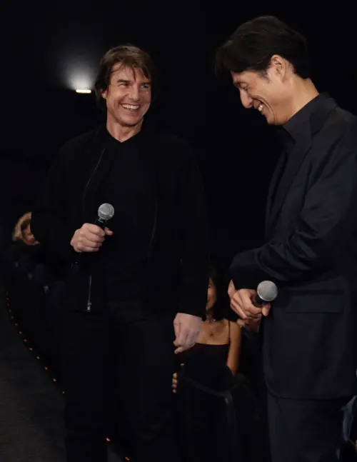 ▲湯姆克魯斯（左）親自主持《國寶》的好萊塢影人場特映會，導演李相日（右）對於能請到他來站台相當驚喜。（圖／摘自 GKIDS Films X）