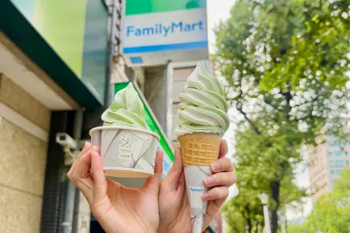 7-11、全家週末超甜！霜淇淋買一送一、10元多一件　雪糕買一送一
