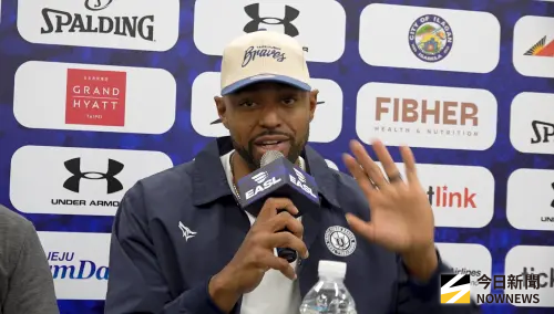 PLG／辛特力再披17號藍袍！期待和盧峻翔對決　親自解答何時上場
