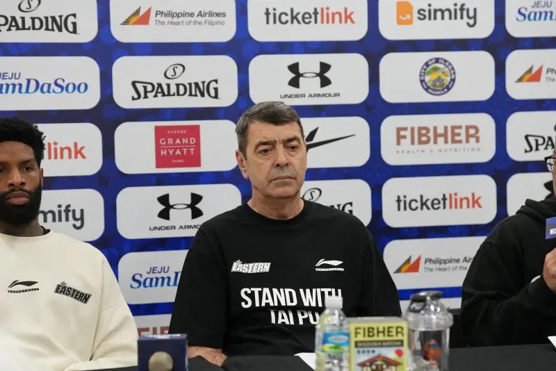 東超／香港東方81：95不敵勇士！主帥T恤藏玄機：為香港大火祈福