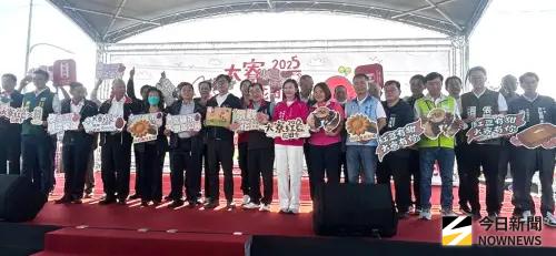 高雄大寮紅豆品質佳！高雄大寮紅豆花田季登場陳其邁邀民眾嚐美食
