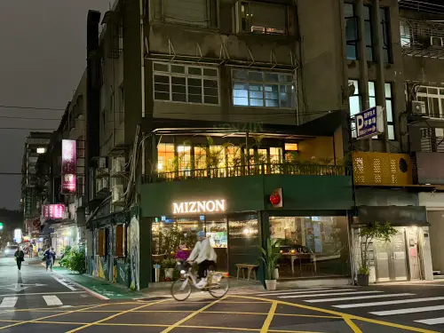 ▲Miznon現在在全球已擁有超過25間分店，全台首家分店開在大安區。（圖／記者葉盛耀攝）