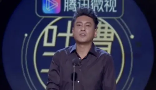 ▲朱孝天（如圖）上過大陸節目的片段被翻出，曾開酸陳喬恩該磨練演技。(圖／一起看綜藝 YouTube）