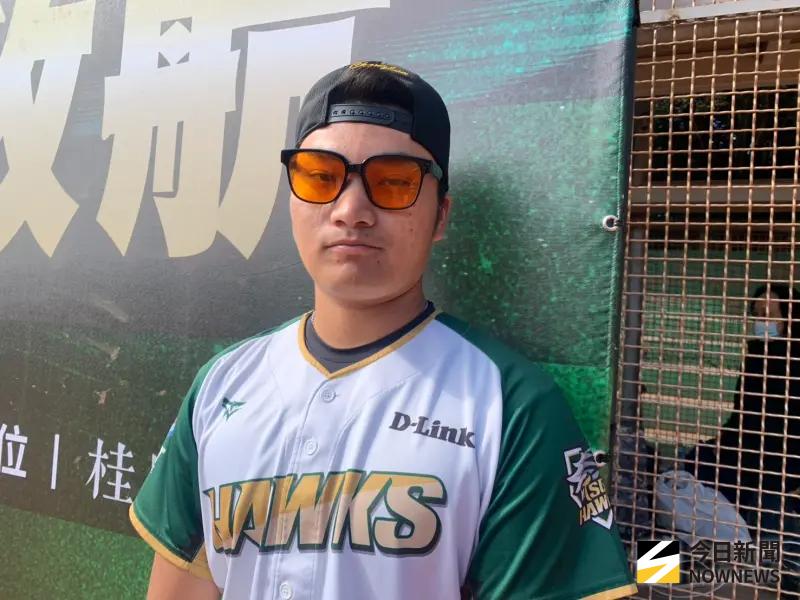 ▲台鋼雄鷹曾昱磬今年以外野手身份打完整季，冬季聯盟則是全以內野手身份出賽，明年高機率以內野手開季。（圖／記者陳柏翰攝,2025.12.14）