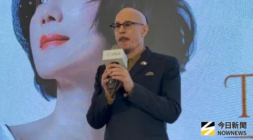 薛智偉淚憶坣娜！初相識約會、電話聊天10hrs超甜：第1次跟她睡覺
