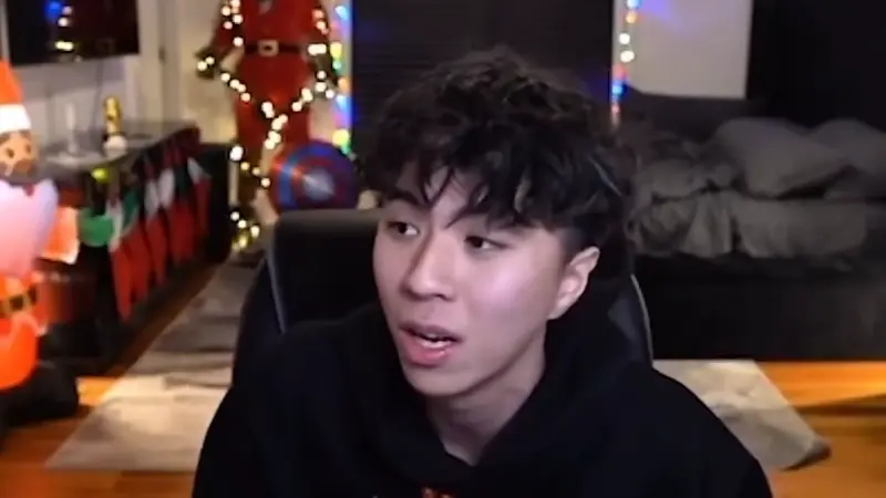 ▲「台灣最強高中生」Ray拿下最佳實境實況主大獎，卻立刻遭最強Vtuber鐵鼠Ironmouse控訴言論不當，讓他感到相當無奈。（圖／Twitch@rayasianboy）