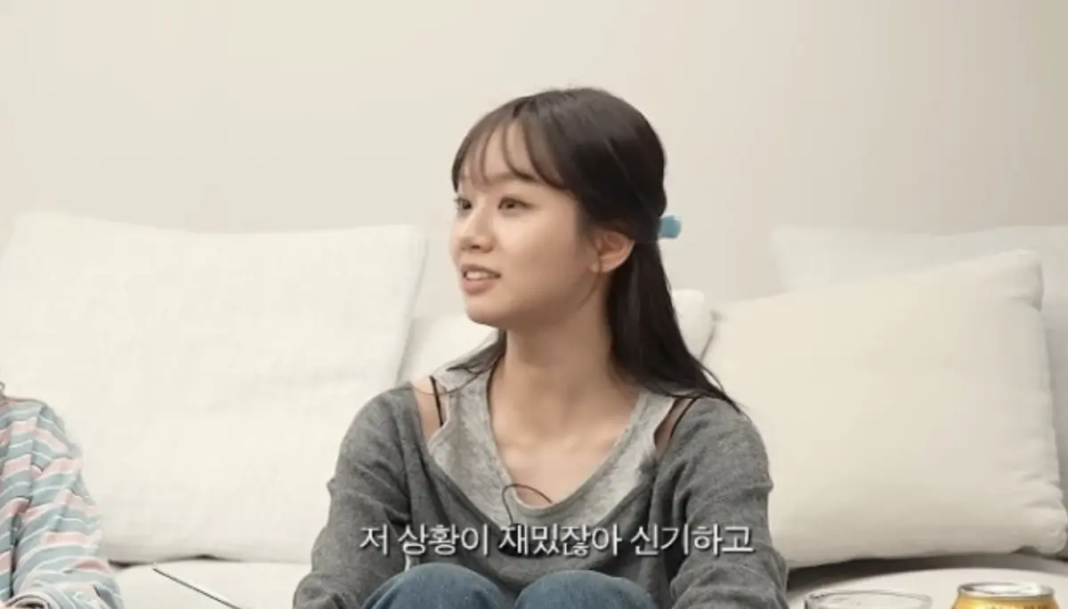 ▲惠利（如圖）坦言無法和前任一起參加《換乘戀愛》，直言：「絕不參加節目。」被猜測是和柳俊烈分手鬧得不愉快造成。（圖／혜리 YouTube）