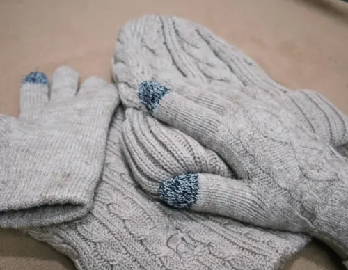 ▲有民眾推薦「體溫魔術師」販售的保暖套組，大讚不僅十分保暖，且造型耐看好穿搭。（圖／翻攝Threads）