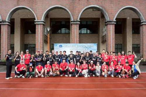 超馬視障跑者徐薇雅加持　渣打臺北公益馬拉松視障陪跑訓練營
