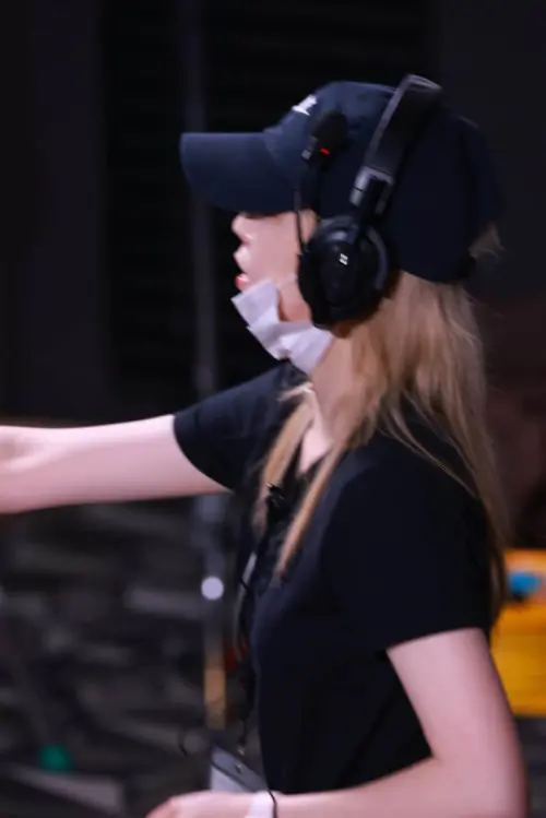 ▲在當啦啦隊之餘，tintin是韓國中央大學TV放送演藝系的學生，玄彬、李到晛、金秀賢、尹恩惠、朴信惠等人都是她的學長姐。（圖／tintin提供）