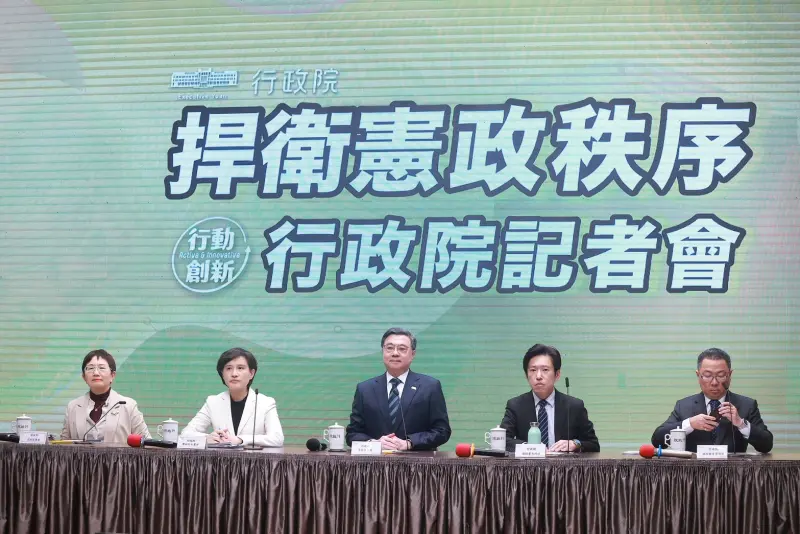 ▲行政院長卓榮泰罕見開砲立法院長韓國瑜，無視《憲法》公然拒絕總統的國政茶敘邀請。（圖／記者葉政勳攝，2025.12.15）