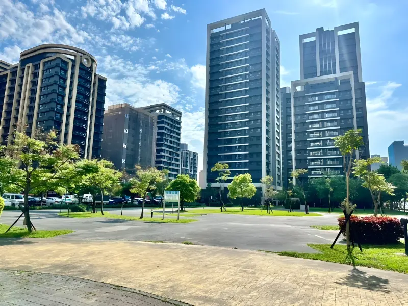 ▲江翠北側重劃區沿著環河道路劃分為AB、C、DEF、G等七個區塊，各區距離捷運站的遠近不一，形成不同的購屋考量。（圖／信義房屋提供）