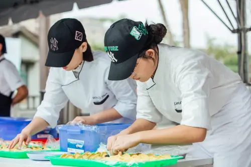 ▲選手須自備餡料與水餃皮，並於現場完成包製與烹煮，由專業評審團進行評分。（圖／屏東縣府提供）