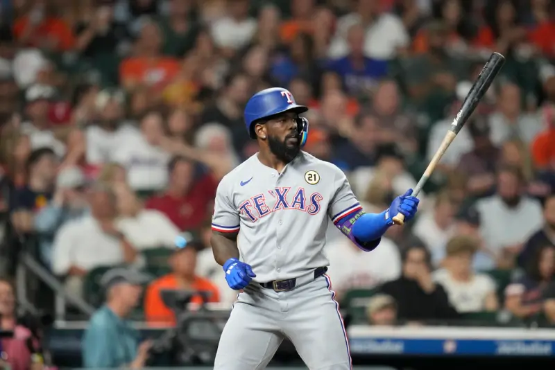 ▲根據《ESPN》報導，費城費城人已和賈西亞（Adolis García）簽下一紙1年1000萬美元的合約，預計將成為新賽季費城人先發右外野手，而卡斯提亞諾斯（Nick Castellanos）恐怕將遭到費城人放棄。（圖／美聯社／達志影像）