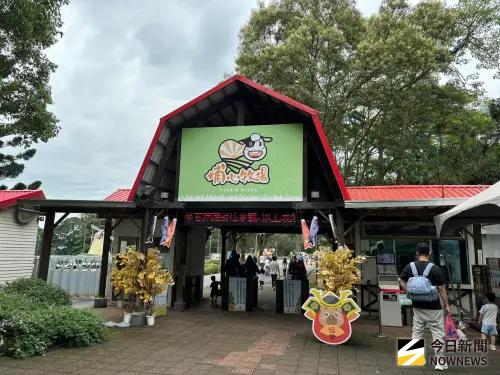 三立買埔心牧場一路開綠燈　黃國昌轟「圖利」：民進黨不敢辦綠媒
