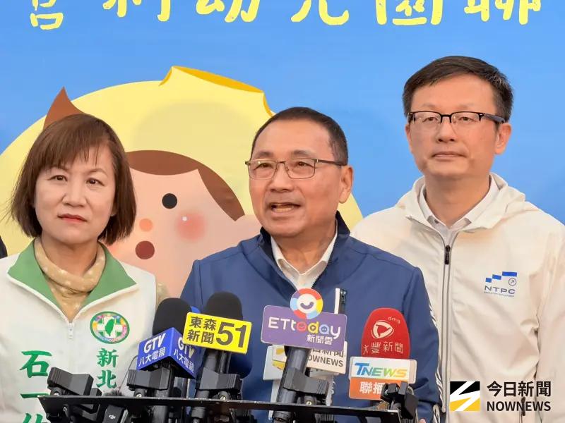    ▲新北市長侯友宜會後受訪時說，希望鼓勵年輕人多生，好好地在這塊土地養育下一代。（圖／記者嚴俊強攝，2025.12.16）  
