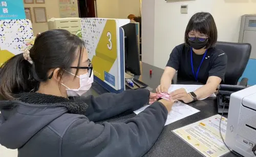 台中自然人憑證大缺貨！民眾請假申辦卻撲空　市府提醒先做一動作
