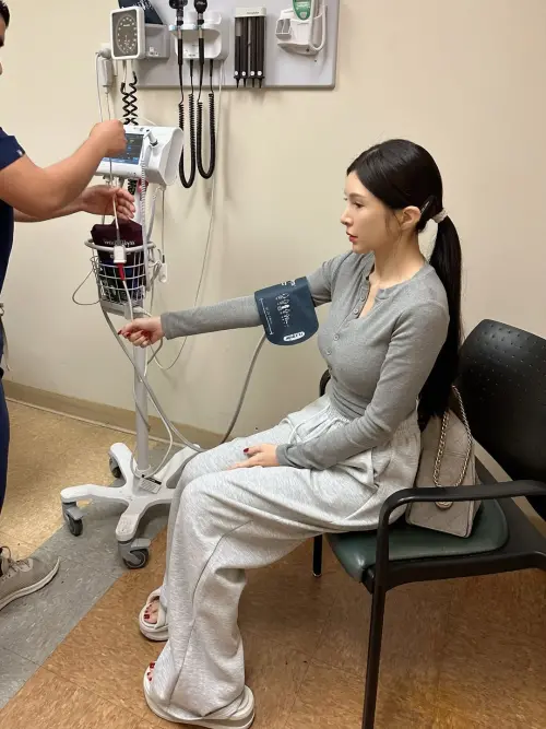 ▲蘇心甯在美國罹患皮蛇就醫治療。（圖／蘇心甯IG@lalababy625）