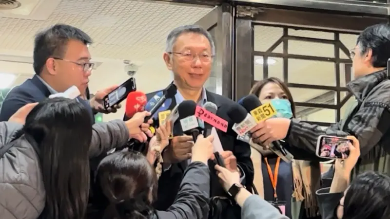 ▲柯文哲今（16日）於庭後受訪，痛批檢察官花了2天的時間在編故事。（圖／記者鍾昀軒攝影）