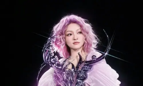 張韶涵演唱會精靈變阿姨！造型師出走　粉絲嘆：裁員裁到大動脈了
