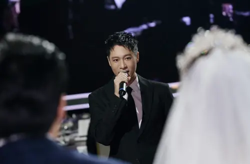 ▲周湯豪現身粉絲婚禮，新娘嚇瘋哭到妝花掉。（圖／環球音樂提供）