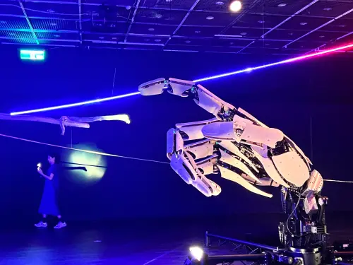 愛xAIx世界末日！歌劇院藝想春天9檔節目全面啟售
