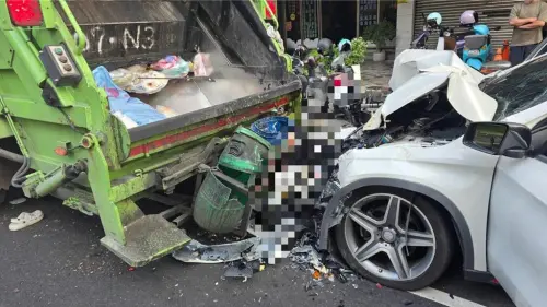 ▲車禍畫面怵目驚心，撞擊力道可見一般。（圖／翻攝畫面）