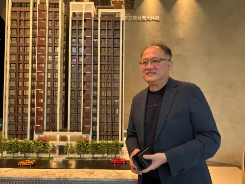 ▲毅聯建設董事長陳啟育認為，2026房市會轉好。（圖／記者徐銘穗攝）
