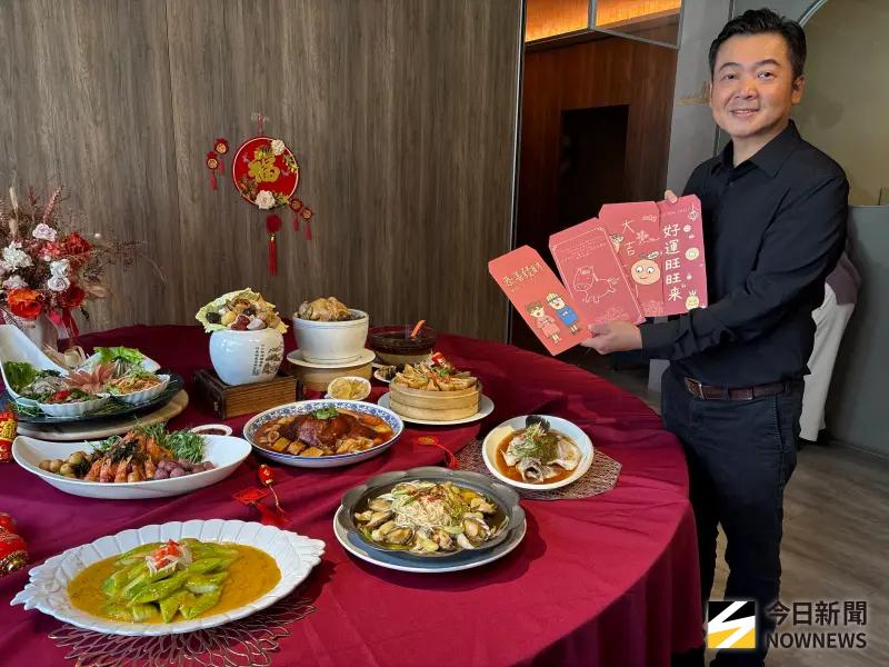▲台中范頭家客家餐廳，今年首辦廚藝競賽評選出年菜組合「馬上客好菜」，共有八道菜一湯一甜點。（圖／記者金武鳳攝，2025.12.17)