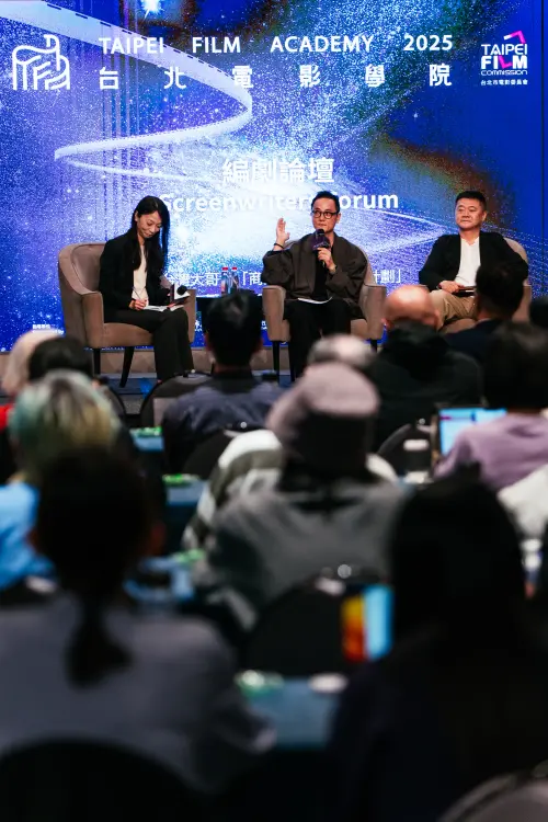 ▲「台北電影學院－編劇論壇」講師畢鑑盛導演（中）與主持人金哲秀製片人（右）於講座中提出8個商業編劇必備技巧。（圖／台北市電影委員會提供）