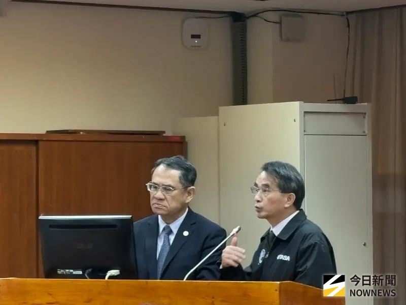 ▲國科會副主委林法正（左）、太空中心主任吳宗信（右）（圖／記者李青縈攝）