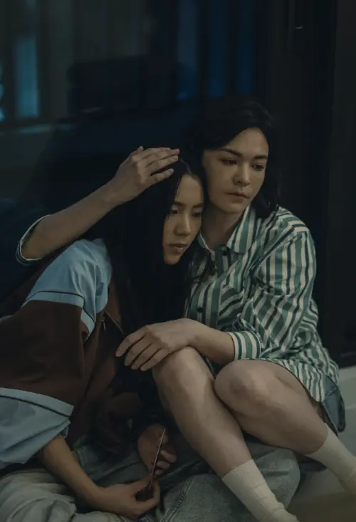 ▲Emma和張榕容有許多對手戲。（圖／六魚文創）