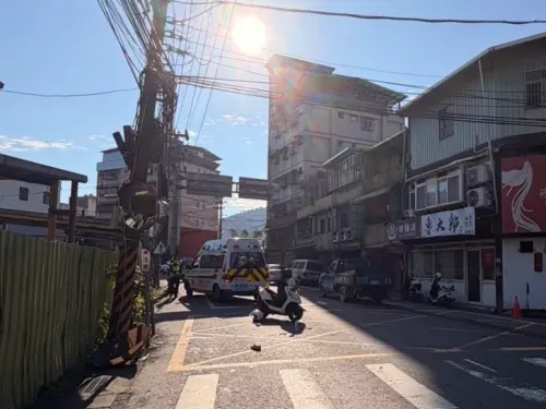 三峽婦過馬路被猛撞！全身多處骨折重傷　孫怒PO文：這是慢慢騎？
